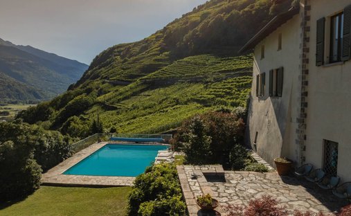 Villa a Teglio, Lombardia, Italia 1