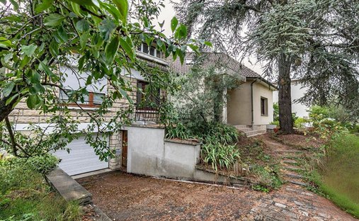 House in Ouest, Croissy-sur-Seine, France 1