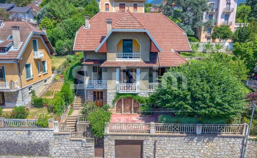 House in Centre Ville Nord, Aix-les-Bains, France 1