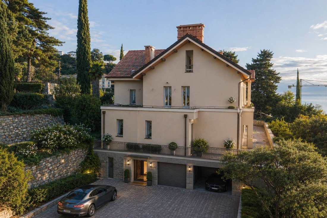 Villa in Central Hill, Alassio, Liguria 3 - 18410269