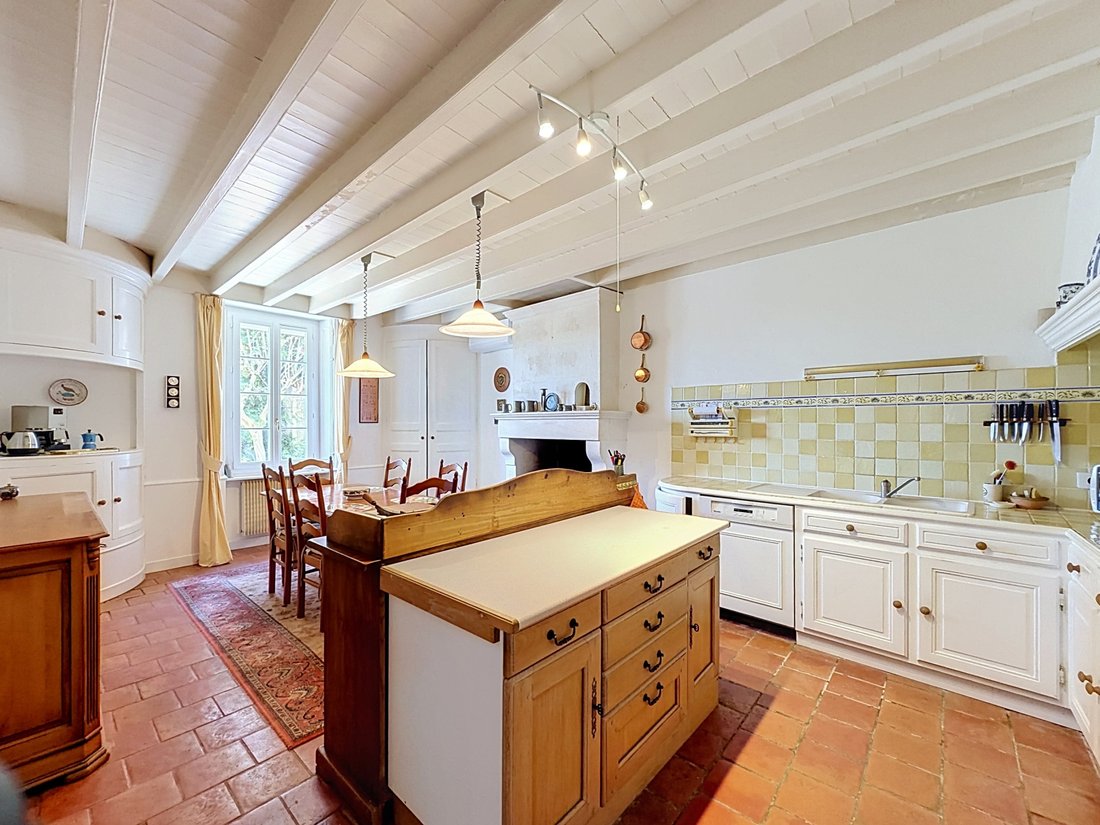 House in Roullet-Saint-Estephe, Nouvelle-Aquitaine, France 4 - 18026245