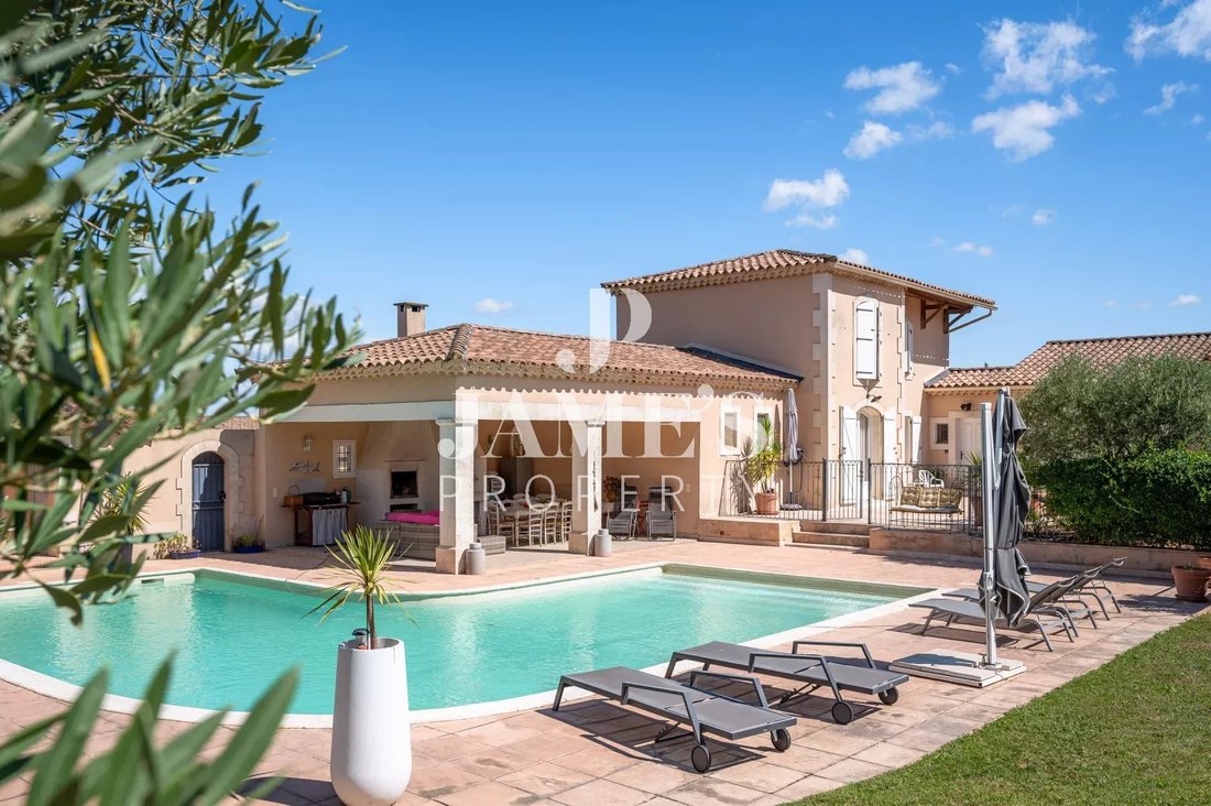 House in Fontvieille, Provence-Alpes-Côte d'Azur, France 3 - 18413287