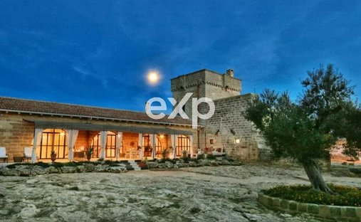 Estate in Salve, Apulia, Italy 1