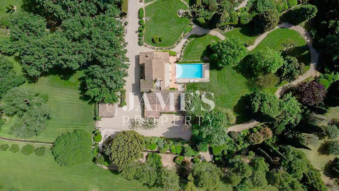 House in Paradou, Provence-Alpes-Côte d'Azur, France 1 - 18413344