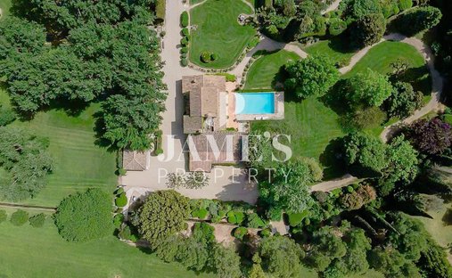House in Paradou, Provence-Alpes-Côte d'Azur, France 1