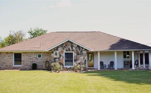 House in Wills Point, Texas, United States 1