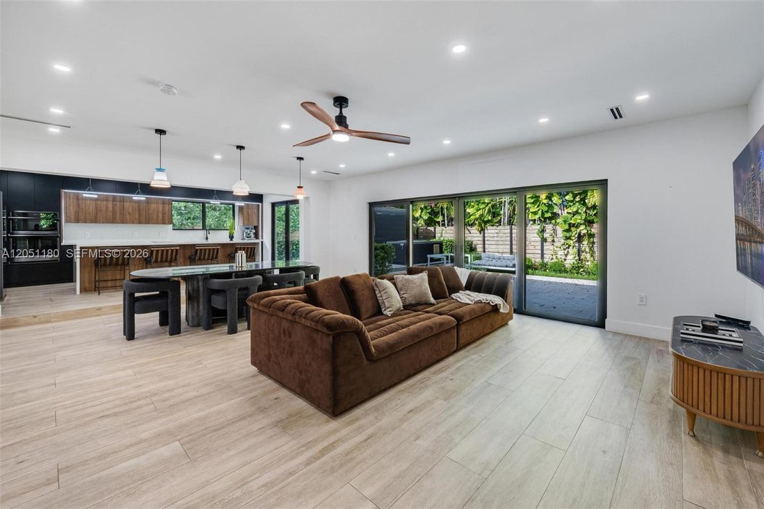 House in Miami, Florida, United States 4 - 18409072