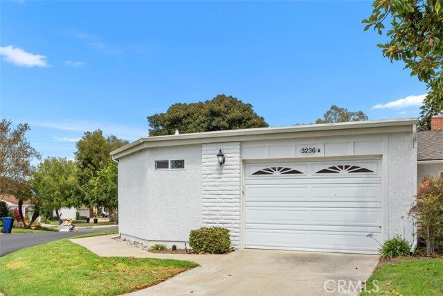 Condo in Laguna Woods, California, United States 2 - 18323558