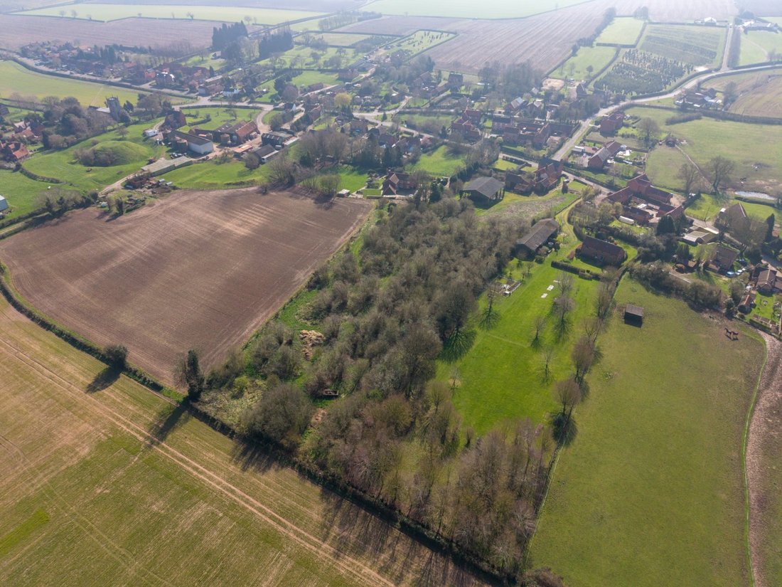 Nottinghamshire, England 3 - 18402922