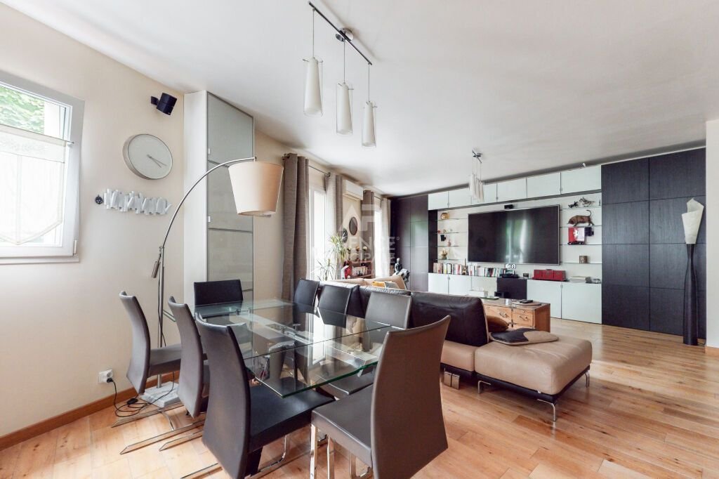 House in Plateau Ouest, Suresnes, France 3 - 18407499