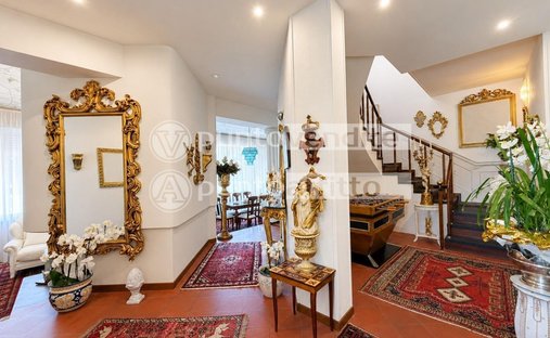 Villa in Lammari, Capannori, Tuscany 1