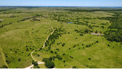 Land in Howard, Kansas, United States 1