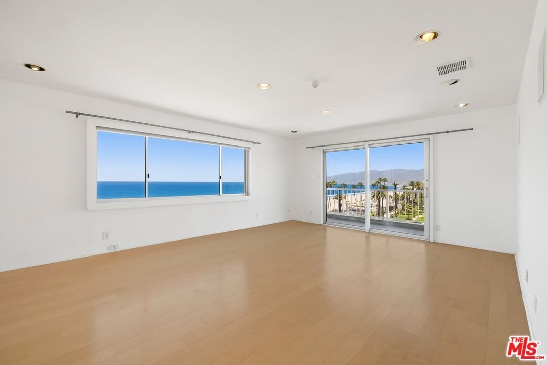Condo in Santa Monica, California, United States 4 - 18415128