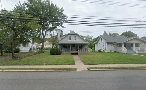 House in Oakhurst, New Jersey, United States 1