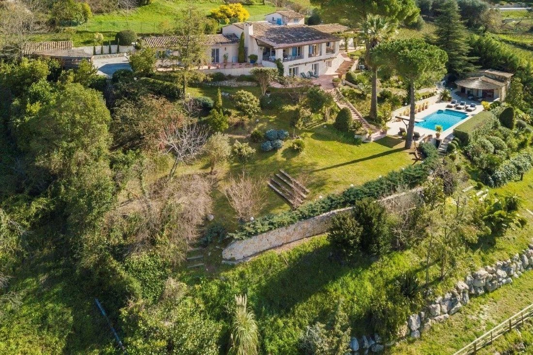 Villa a Saint-Paul-de-Vence, Provenza-Alpi-Costa Azzurra, Francia 4 - 18406869
