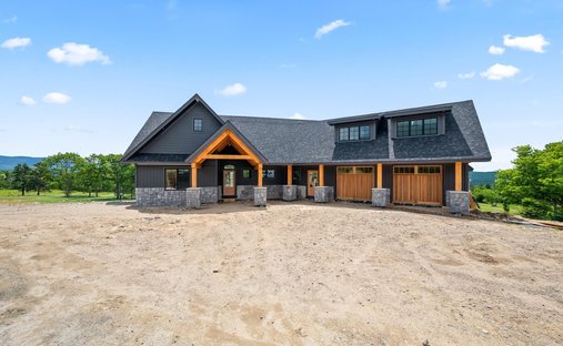 House in Carroll, New Hampshire, United States 1