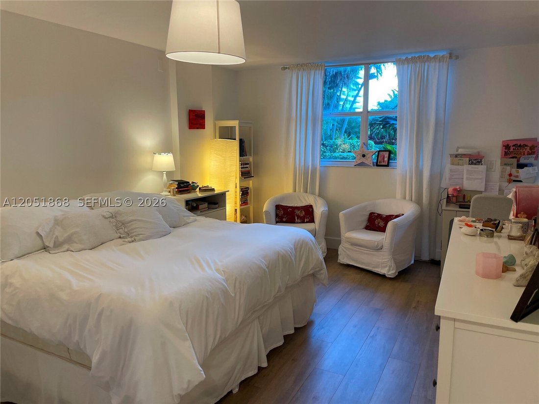 Condo in Key Biscayne, Florida, United States 3 - 18407480