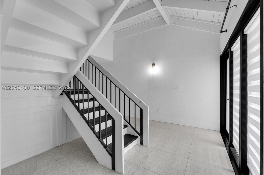 Townhouse in Miami, Florida, United States 5 - 18407406