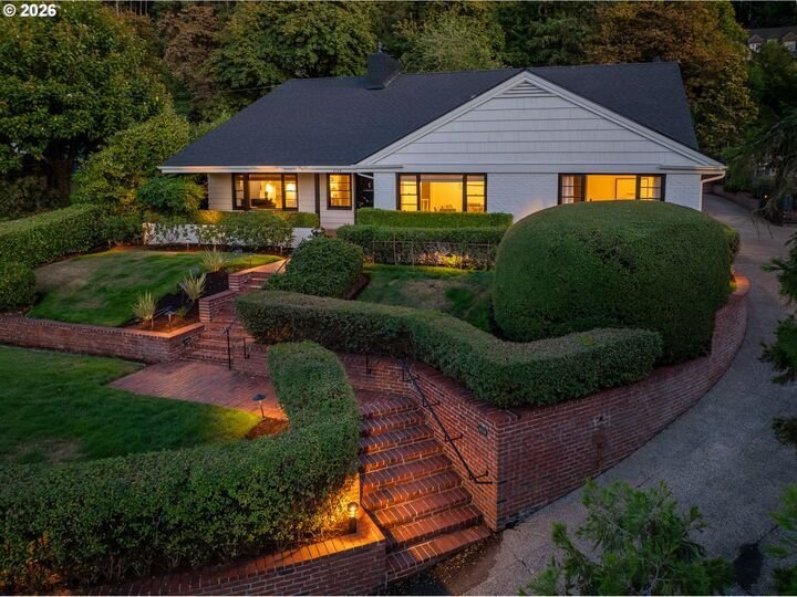 House in Eugene, Oregon, United States 1 - 18416279