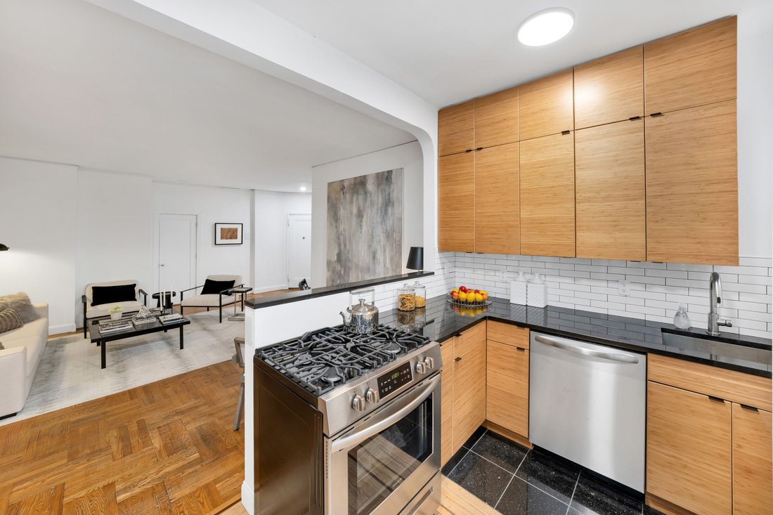 Co Op in New York, New York, United States 3 - 18411800