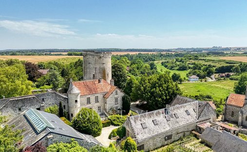 House in Centre, Soissons, France 1