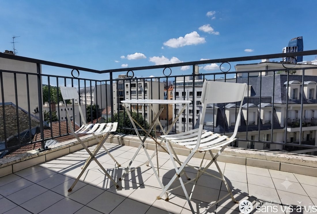 Apartment in Puteaux, Ile-de-France, France 1 - 18404025