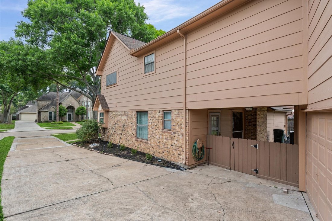 House in Sugar Land, Texas, United States 5 - 18415078