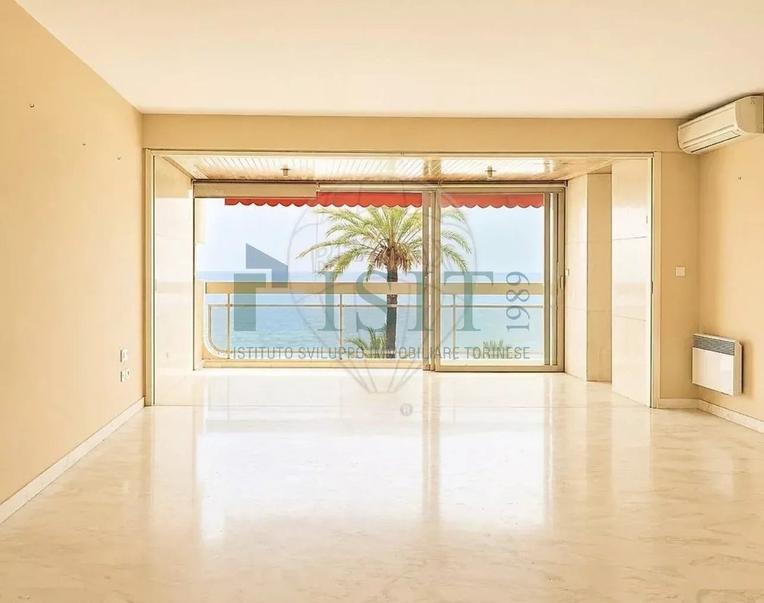 Apartment in French Riviera, Provence-Alpes-Côte d'Azur, France 4 - 18404480