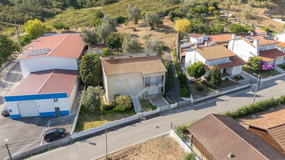 House in Eiras e Sao Paulo de Frades, Coimbra District, Portugal 2 - 18222646