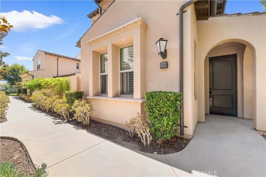Condo in Irvine, California, United States 2 - 18408326