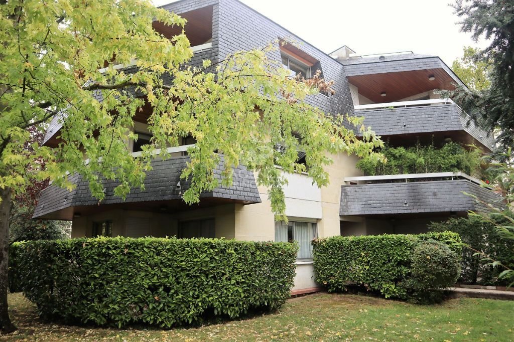 Apartment in Chatou, Ile-de-France, France 1 - 18407548