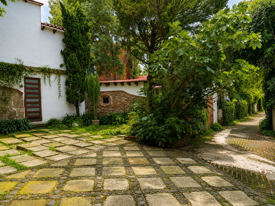 Land in Mexico City, Mexico 1 - 18404379
