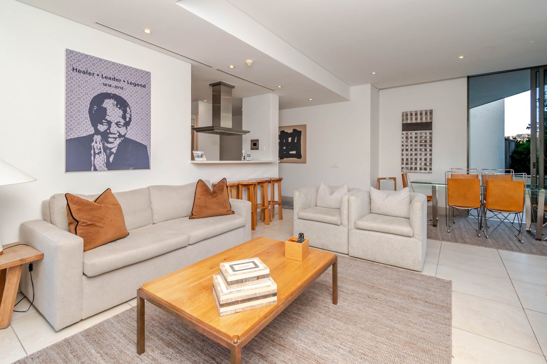 Apartment in Foreshore, Cape Town, South Africa 3 - 18409937