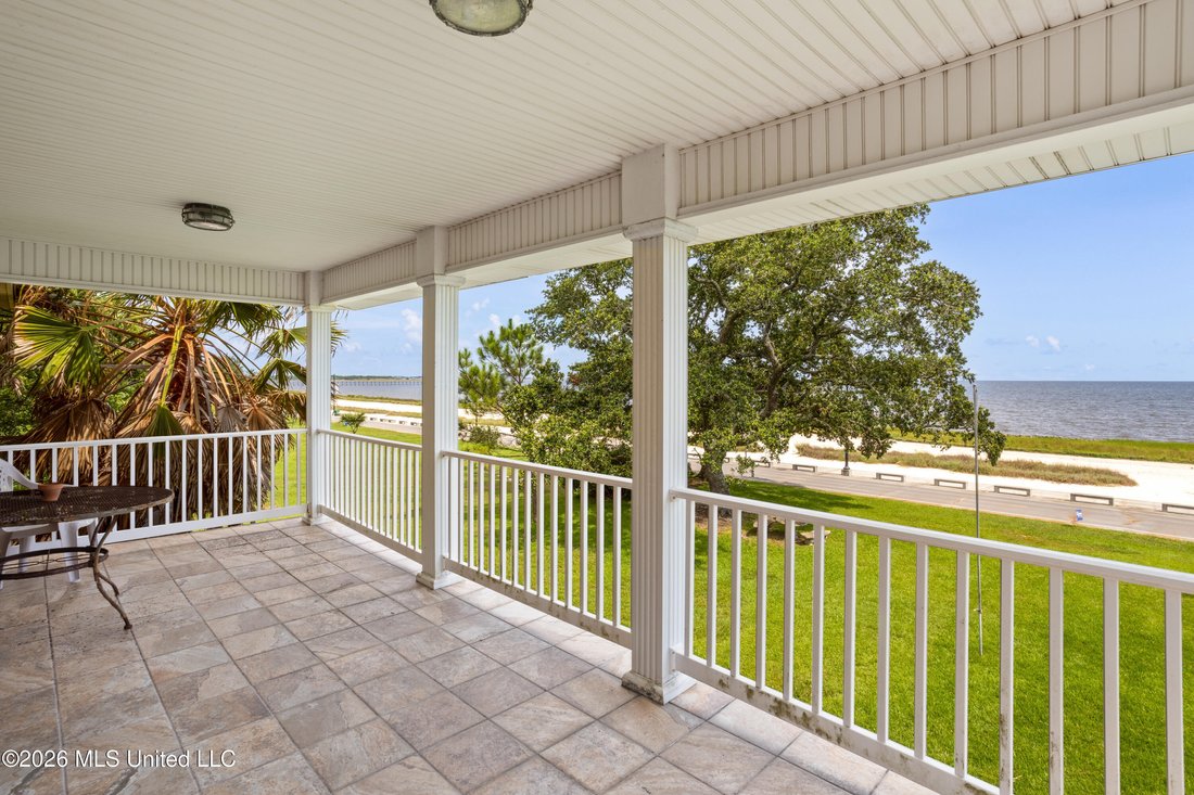 House in Pascagoula, Mississippi, United States 4 - 18402714