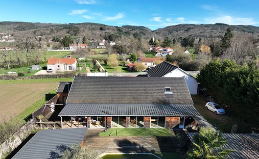 Villa in Mariol, Auvergne-Rhône-Alpes, France 1