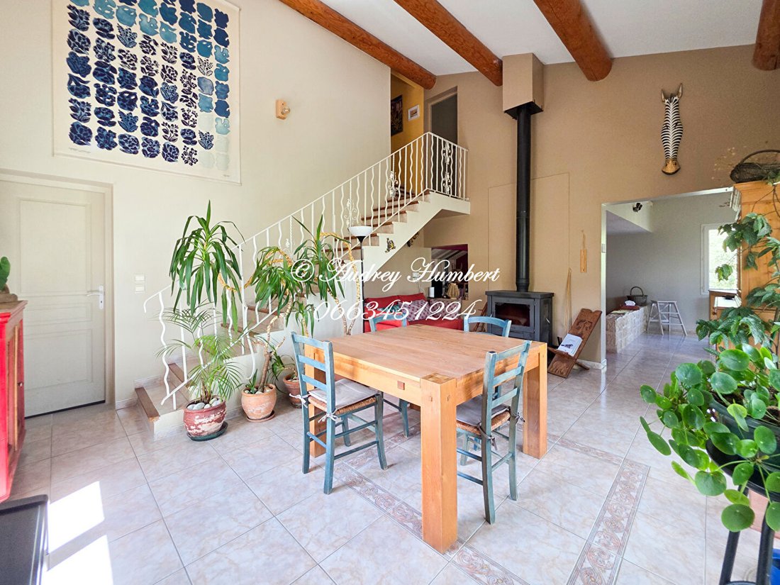 Villa in Villeneuve, Provence-Alpes-Côte d'Azur, France 4 - 18405349