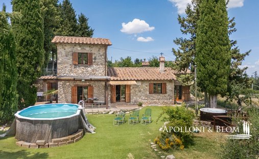 House in Castiglione d'Orcia, Tuscany, Italy 1