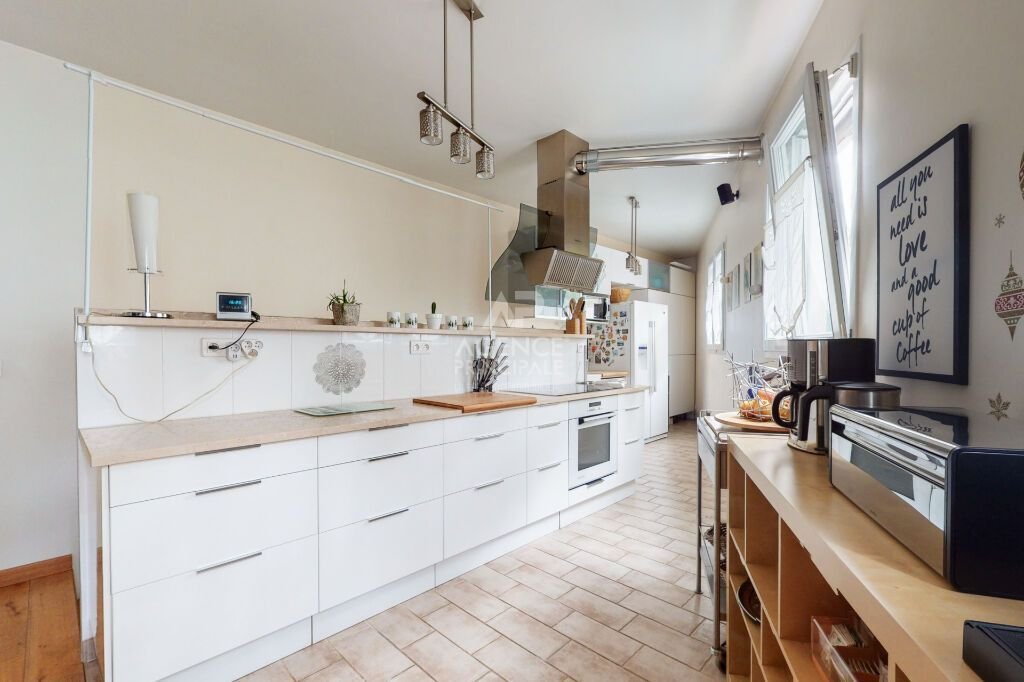 House in Plateau Ouest, Suresnes, France 4 - 18407499