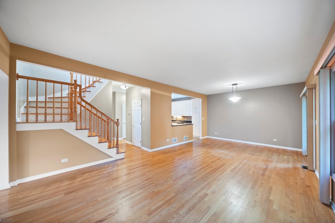 Townhouse in Glenview, Illinois, United States 3 - 18403452