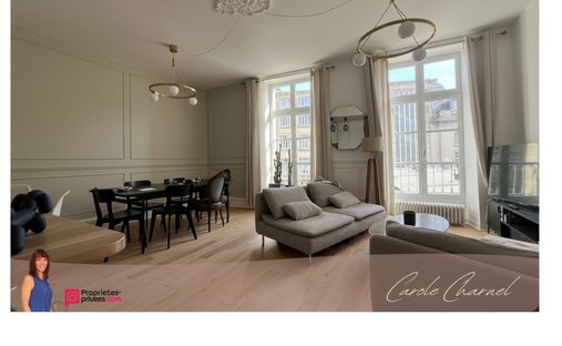 Apartment in Hôtel de Ville-Quinconce-Saint Seurin-Fondaudège, Bordeaux, France 1