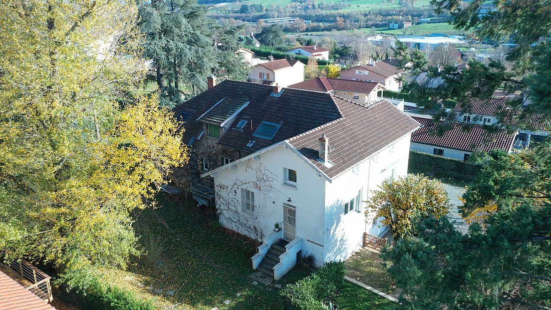 Villa in Les Olmes, Vindry-sur-Turdine, France 3 - 18405913