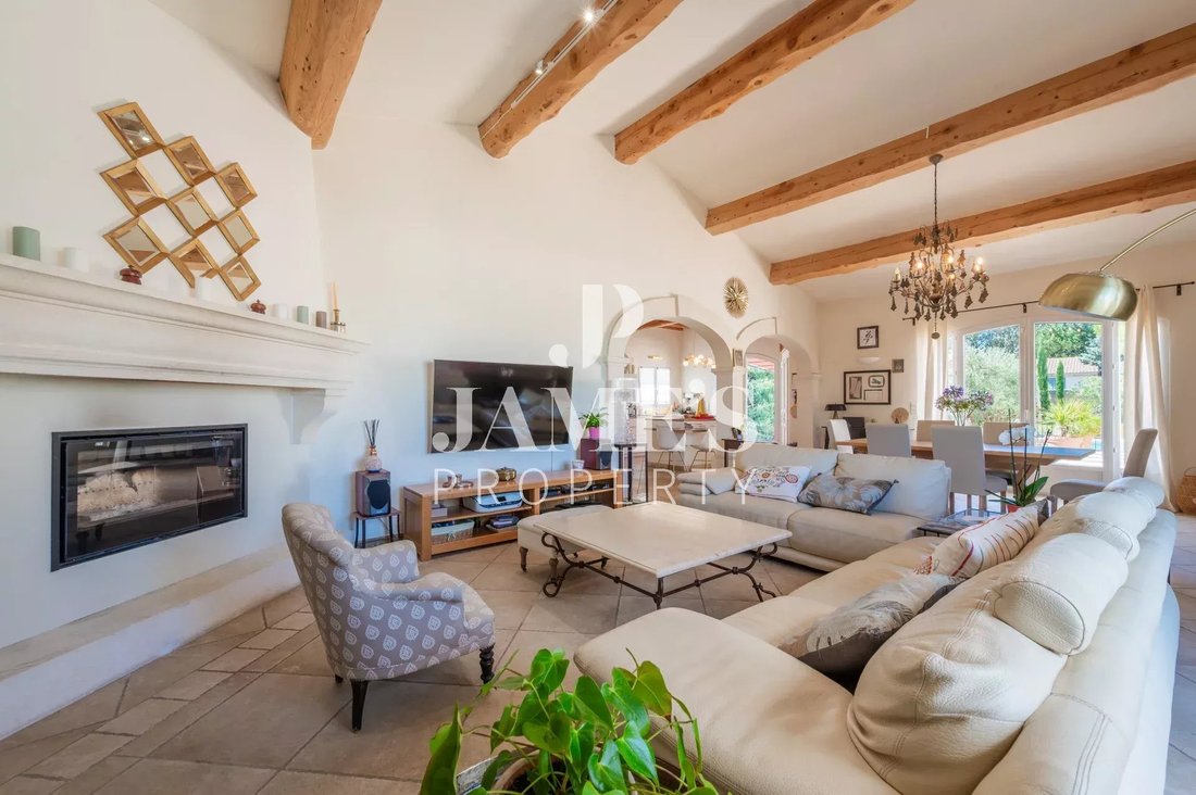 House in Fontvieille, Provence-Alpes-Côte d'Azur, France 1 - 18413287