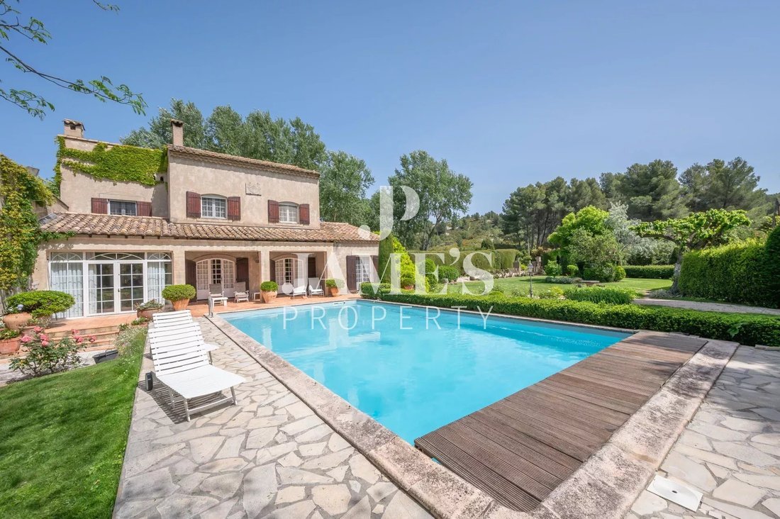 House in Paradou, Provence-Alpes-Côte d'Azur, France 3 - 18413344