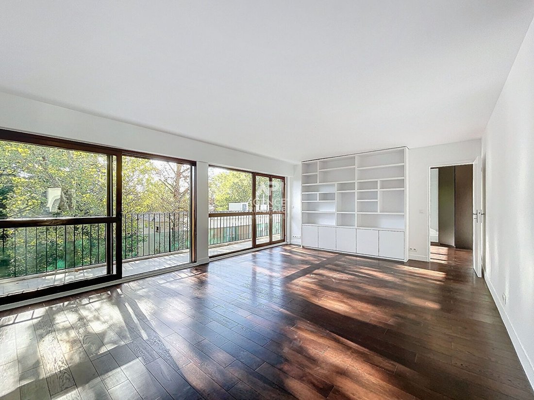 Apartment in Chatou, Ile-de-France, France 3 - 18407528