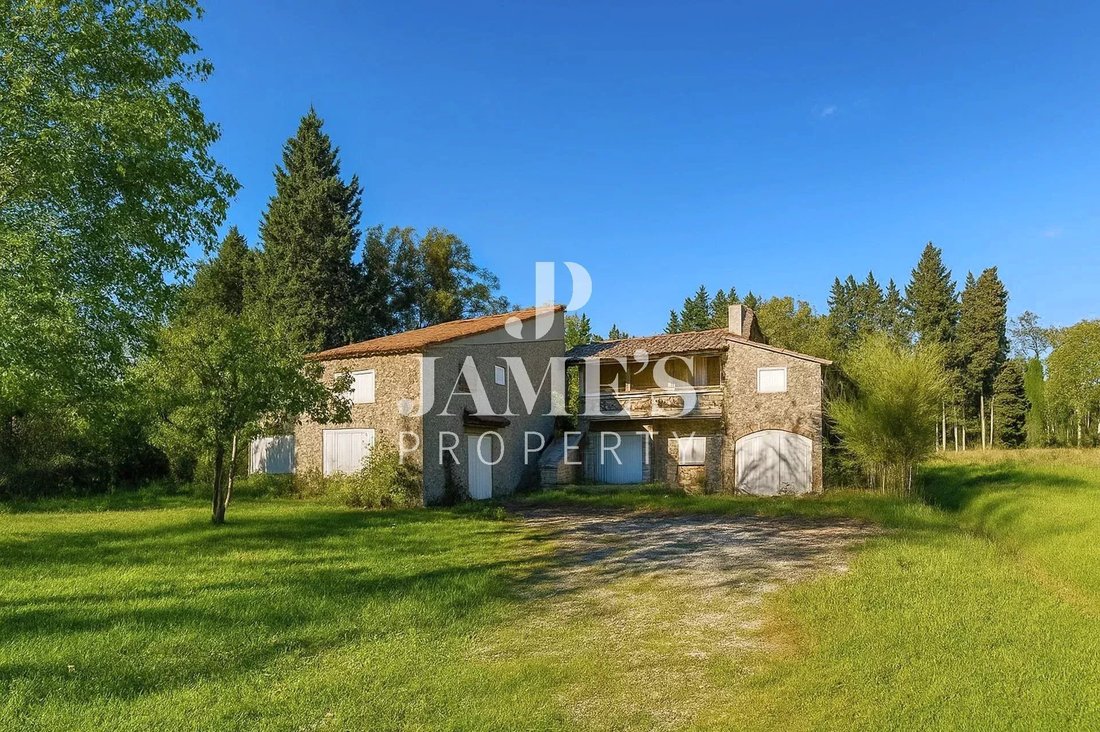 Maison à Eygalières, Provence-Alpes-Côte d'Azur, France 2 - 18413310