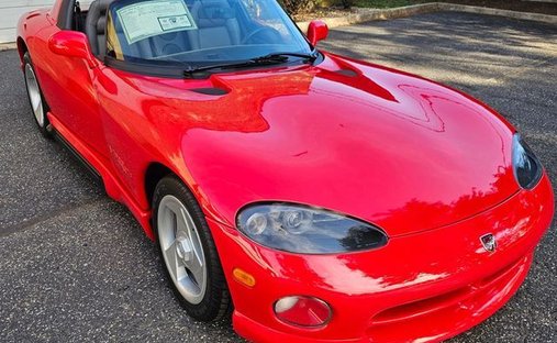 Dodge Viper in Calverton, NY, United States 1