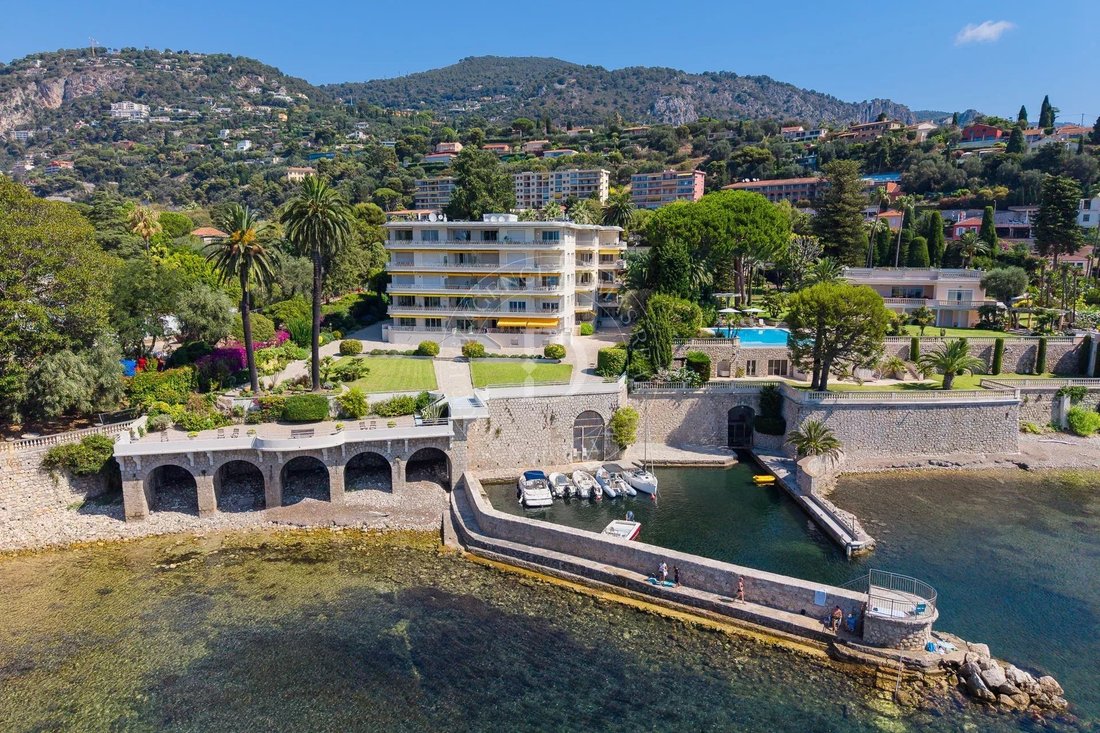 Apartment in Villefranche-sur-Mer, Provence-Alpes-Côte d'Azur, France 1 - 18371532