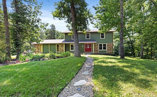 House in Defiance, Missouri, United States 1