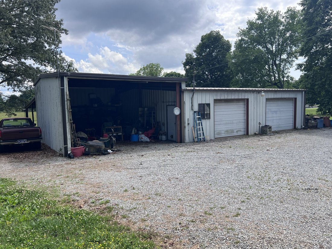 House in Springfield, Tennessee, United States 3 - 18408604