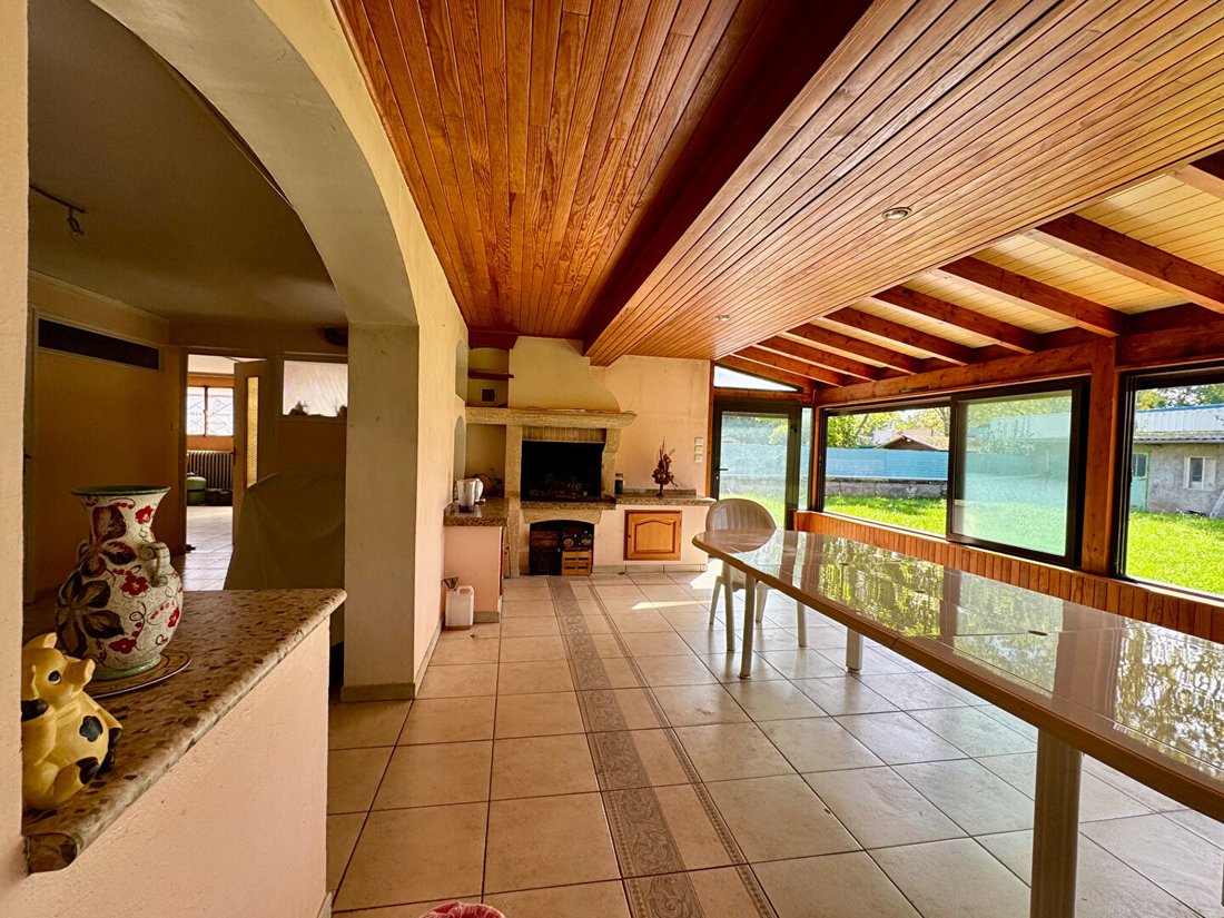 Villa in Les Coteaux, Chassieu, France 3 - 18406034